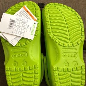 Brand new crocs